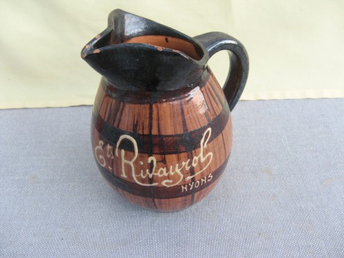 Ancien pichet publicitaire - , en