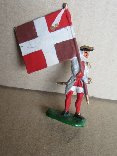 Plat étain soldat porte - d'Étain,