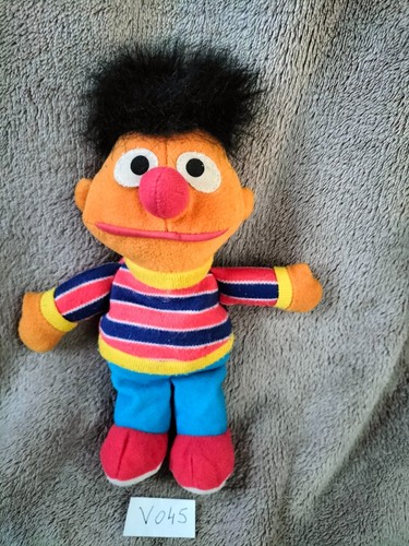 Peluche v045 ernie rue - peluche,