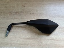 UN RETROVISEUR RETRO GAUCHE