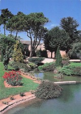 49 DOUE LA FONTAINE JARDIN DES ROSES