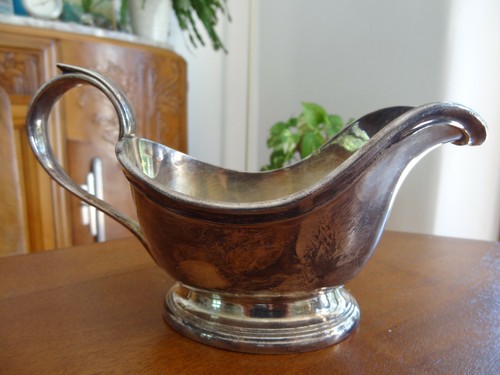 Ancienne saucière casque - saucière,