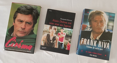Alain delon est une star - une,