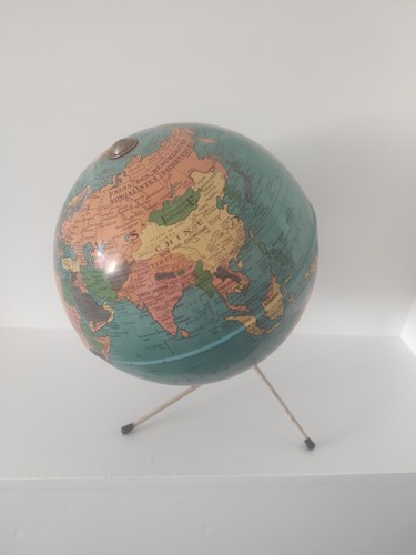 Ancienne mappemonde petit - ancienne,