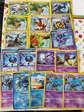 Lot 18 cartes Pokémon Team