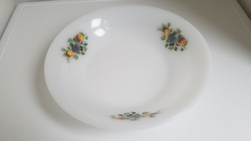 Plat creux arcopal vintage - plat,