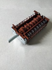 4200000035 Commutateur 8