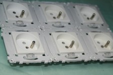 Lot de 6 prises 2P+T blanc à