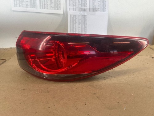 Mazda 2017 feux - 6,
