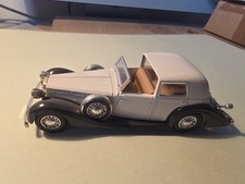 DELAGE D8 120 Cabriolet vert