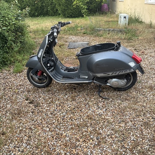 Vendre toutes pièces - À, vespa