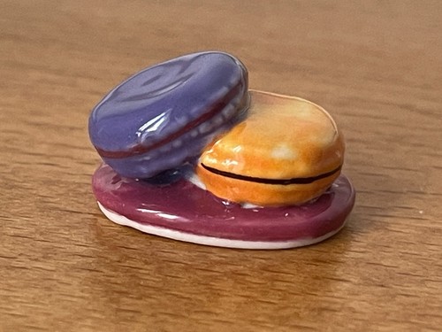 Fève macaron violet orange - macaron,