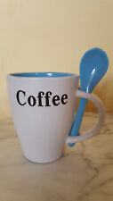 Mug a café avec cuillère