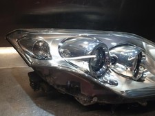 Optique avant principal droit