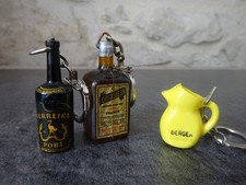 Mignonnette bouteille 3 Portes clés Bouteille BERGER COINTREAU PORTO en bon état