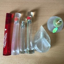 flacons de parfum et/ou eau de