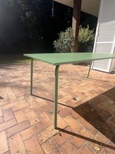 table de jardin en fer