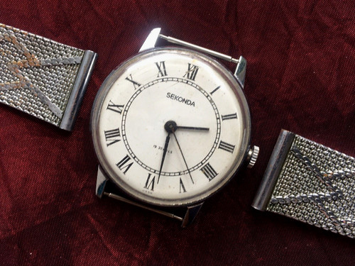 Vintage wrist watch sekonda - wrist,