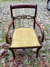 fauteuil de bureau ancien et deux chaises