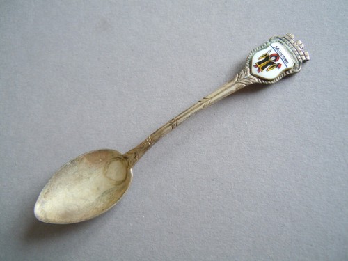Cuillère souvenir antiques - À,
