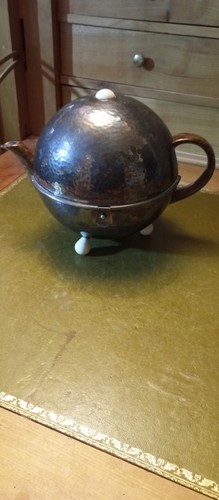 Jolie rare théière - art, déco