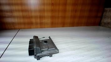 Calculateur peugeot 208 - calculateur,