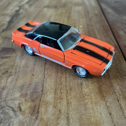 Road champs chevrolet camaro - chevrolet,