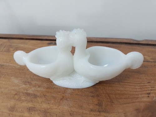 Saleron opaline signé sv - en,