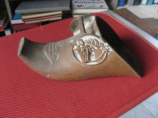 ++"546.17"   ANCIEN ETRIER "XIXe" EN BRONZE A DECOR DE TETE DE CHEVAL