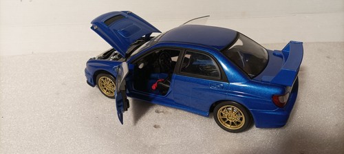 Subaru impreza solido - 1/18,