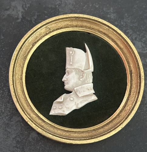 Ancien cadre avec buste - avec,