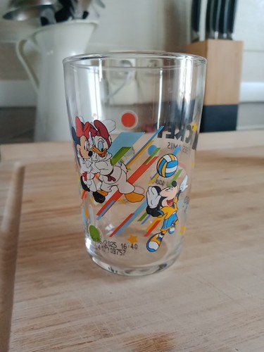 Verre moutarde amora disney - À,