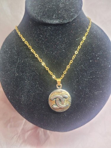 Collier upcyclé avec bouton - upcyclé,