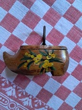 ANCIENNE TABATIÈRE EN BOIS EN FORME DE SABOT -