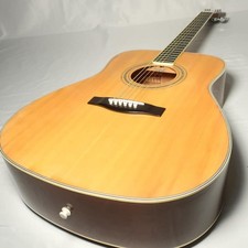 Guitare acoustique YAMAHA