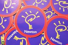 NEW | 1x STICKER Logo + Newton