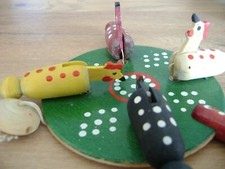 Ancien Jeu Bois Poules qui