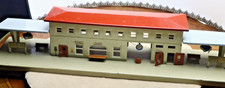 A   VENDRE   UNE  GRANDE  GARE