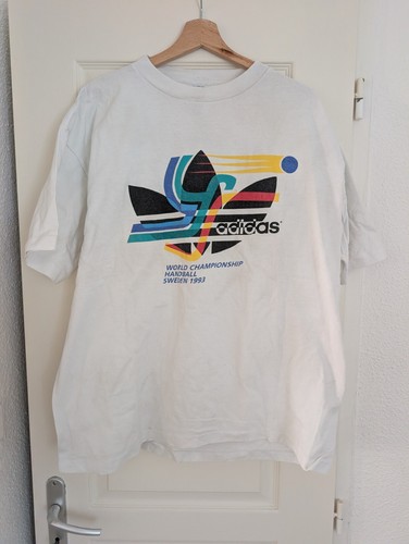 Vintage adidas world - vintage,