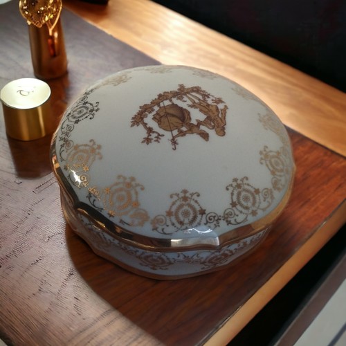 Bonbonnière porcelaine - en,