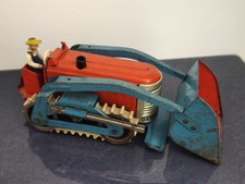 Bulldozer Gescha B - 720 Made