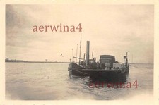 Soldat avec camion Büssing -