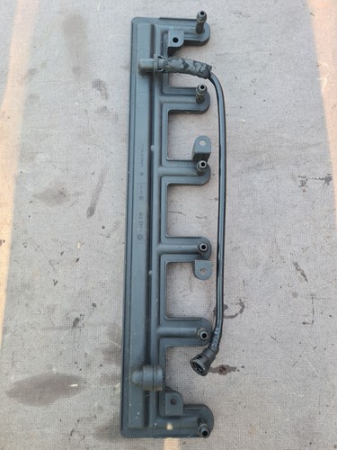 Rampe injection 1440318 pour - rampe,
