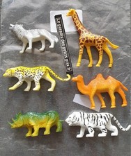 6 figurines animaux , 6