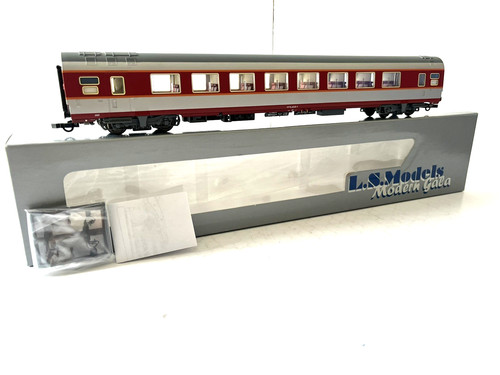 Models voiture voyageurs - ho,