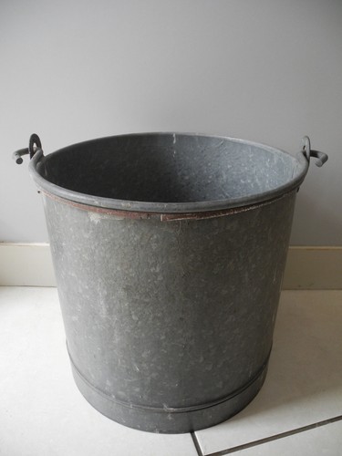 Ancien seau acier galvanisé - seau,