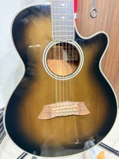 Guitare électrique acoustique