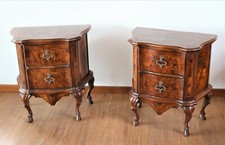 PAIRE DE COMMODES DE STYLE