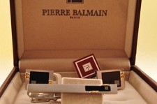 Etui de marque pince à