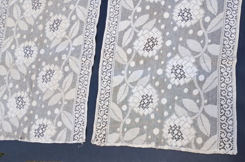 Rideau ancien motif fleurs - ,